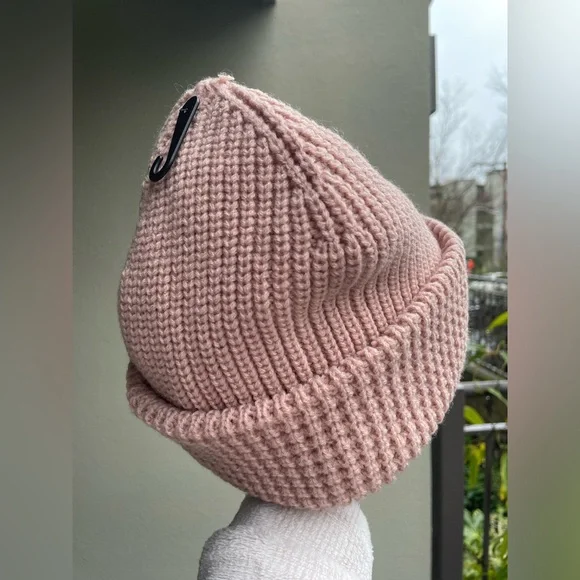 All Saints Blush Knit Beanie - Picture 5 of 17